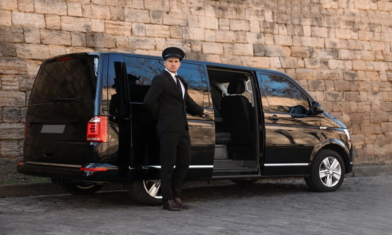 Chauffeured van service to Dulles, DCA, and BWI airports